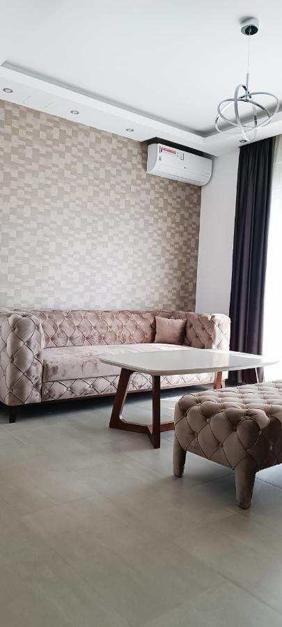 Eden Apartments Tivat Eksteriør billede