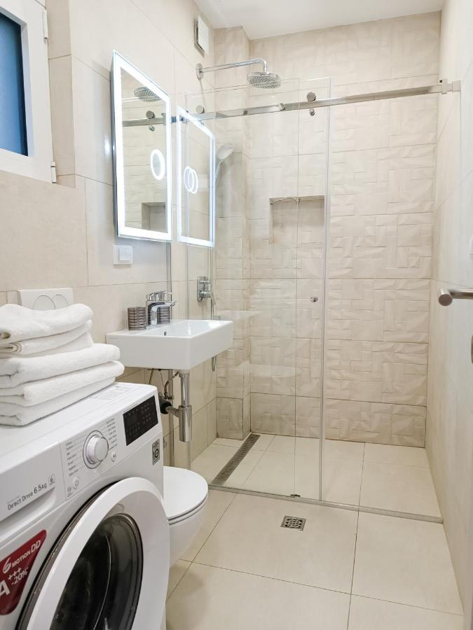 Eden Apartments Tivat Eksteriør billede