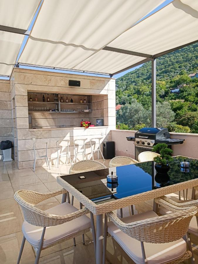 Eden Apartments Tivat Eksteriør billede