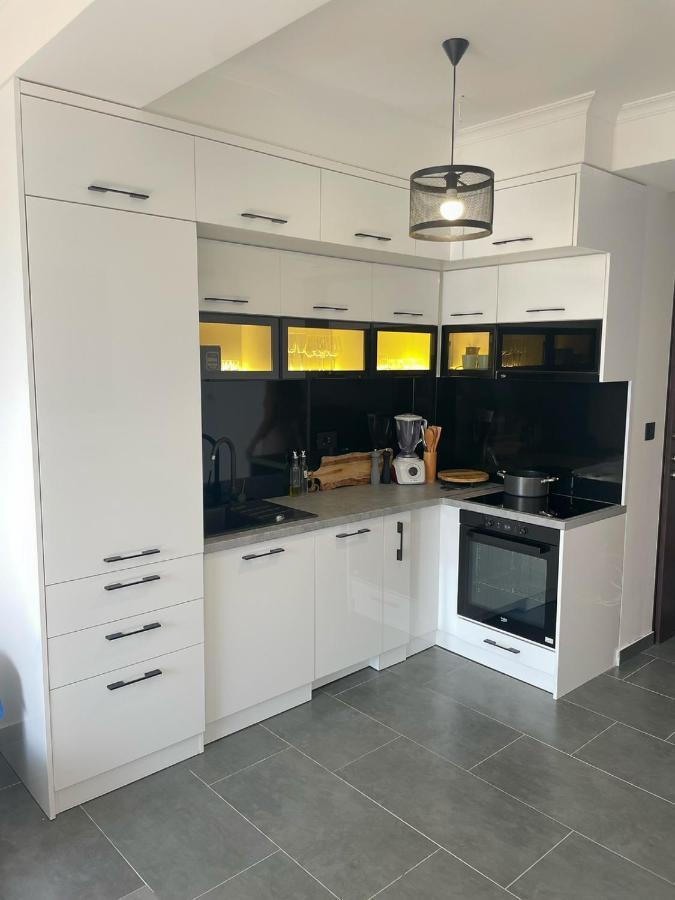 Eden Apartments Tivat Eksteriør billede
