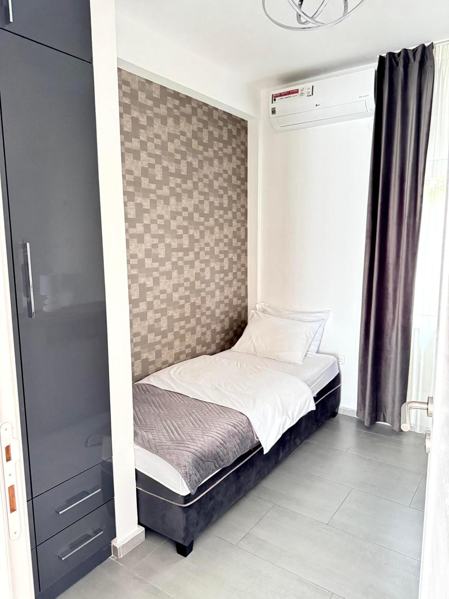 Eden Apartments Tivat Eksteriør billede