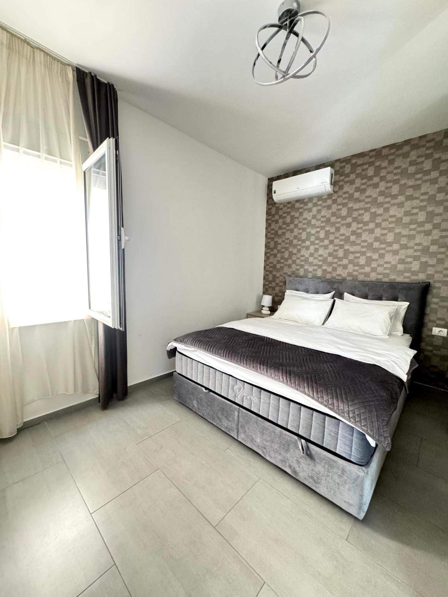 Eden Apartments Tivat Eksteriør billede
