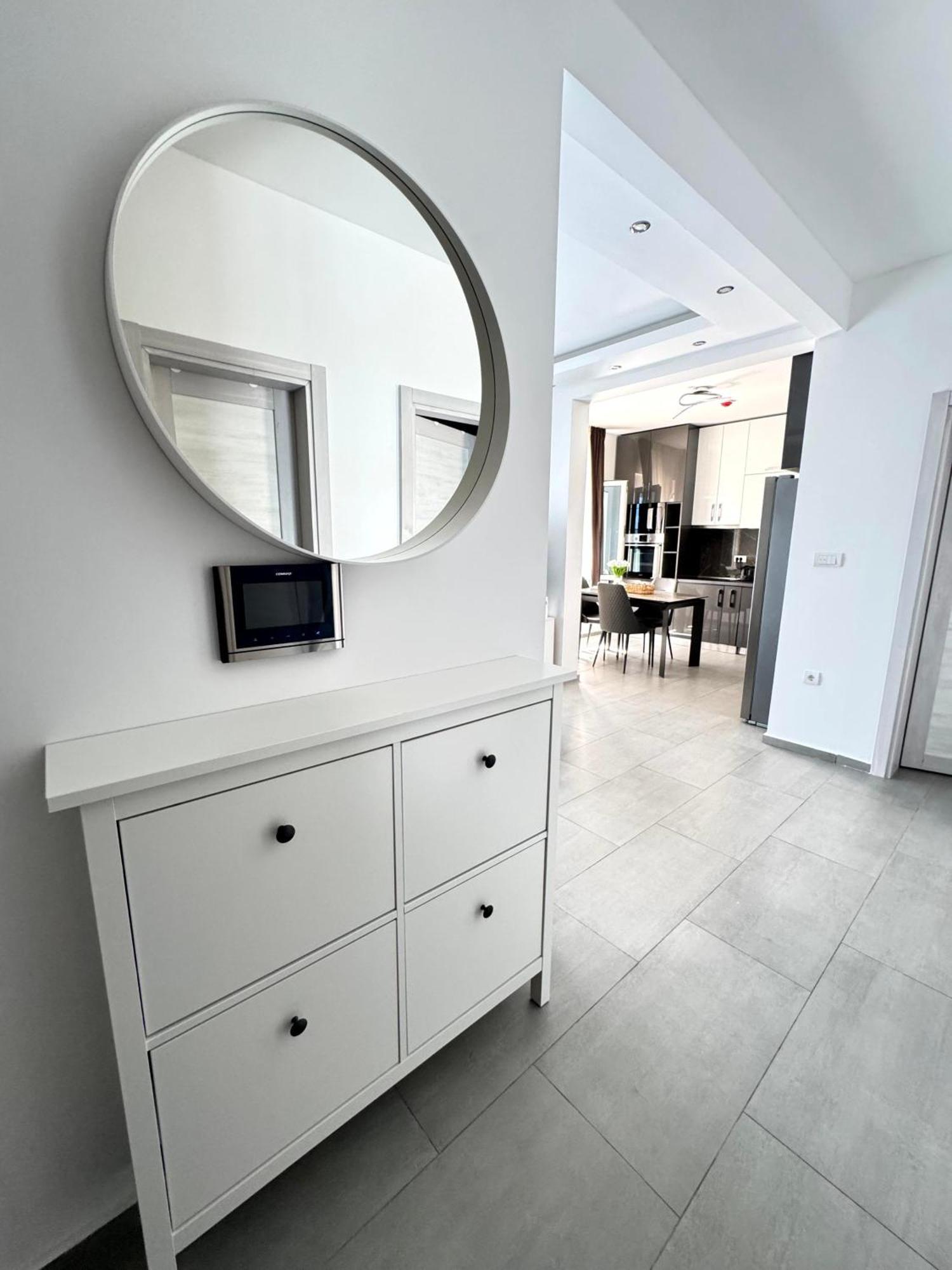 Eden Apartments Tivat Eksteriør billede